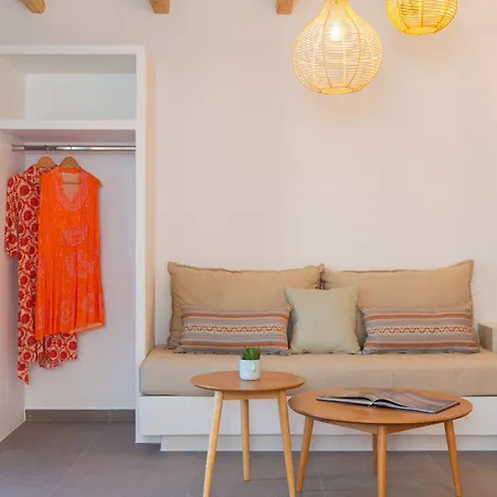 Efrosini מלון 3*