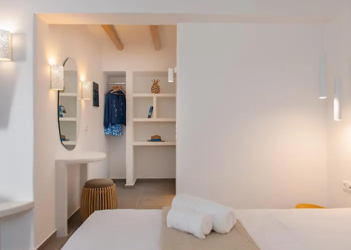 Efrosini Platis Gialos (Sifnos)