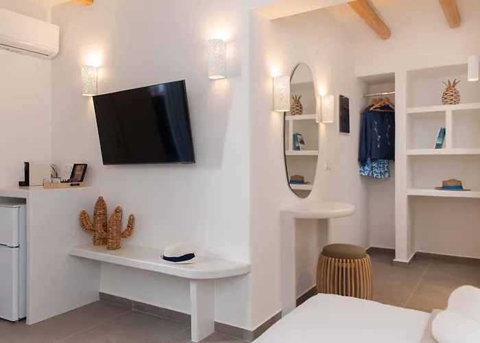 Отель Efrosini 3*