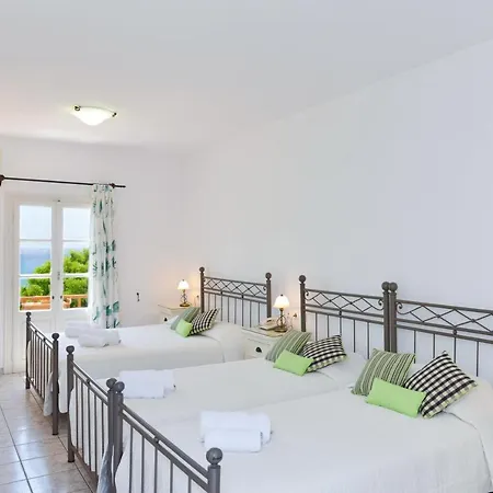 Efrosini Platis Gialos (Sifnos)