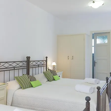 Efrosini Hotel 3*