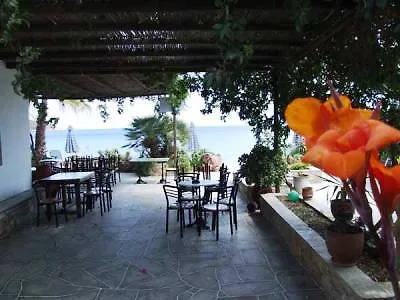 Efrosini Hotel 3*