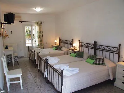 Efrosini Platis Gialos (Sifnos)